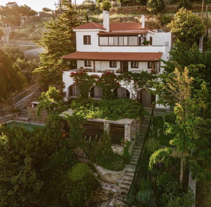 Villa Kasteli - Secret Beauty In The Mountains Каристос Экстерьер фото